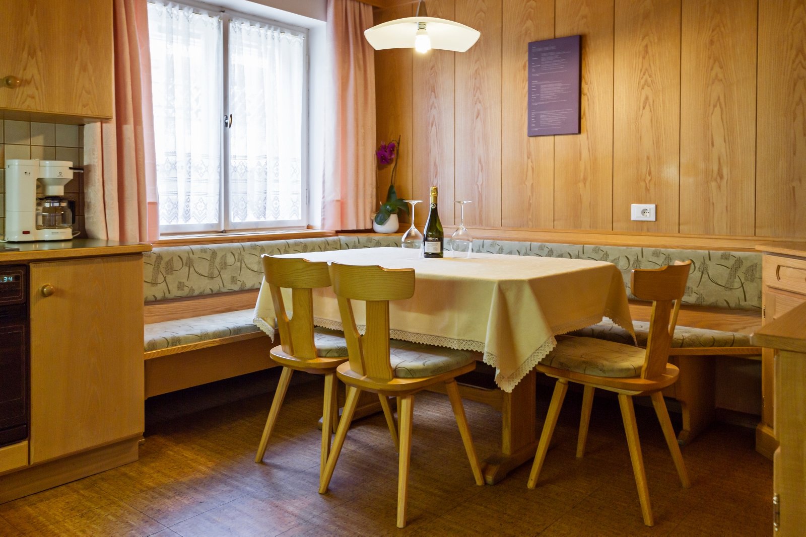 Apartment pivan